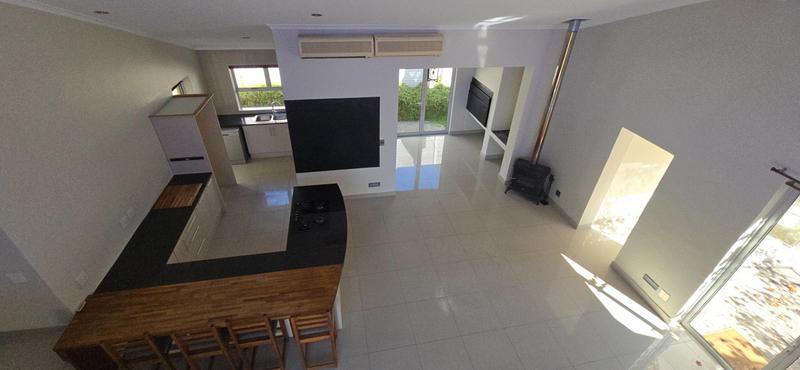 To Let 4 Bedroom Property for Rent in Steynsrust Western Cape